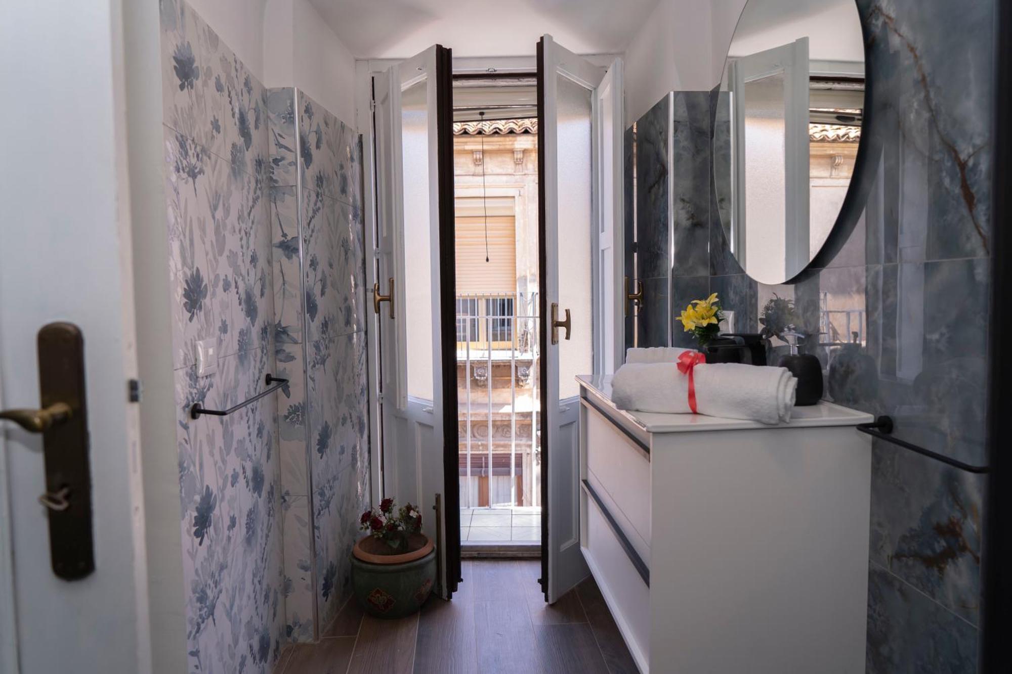 Apartment Etna Timeo In Baroque Building Catania