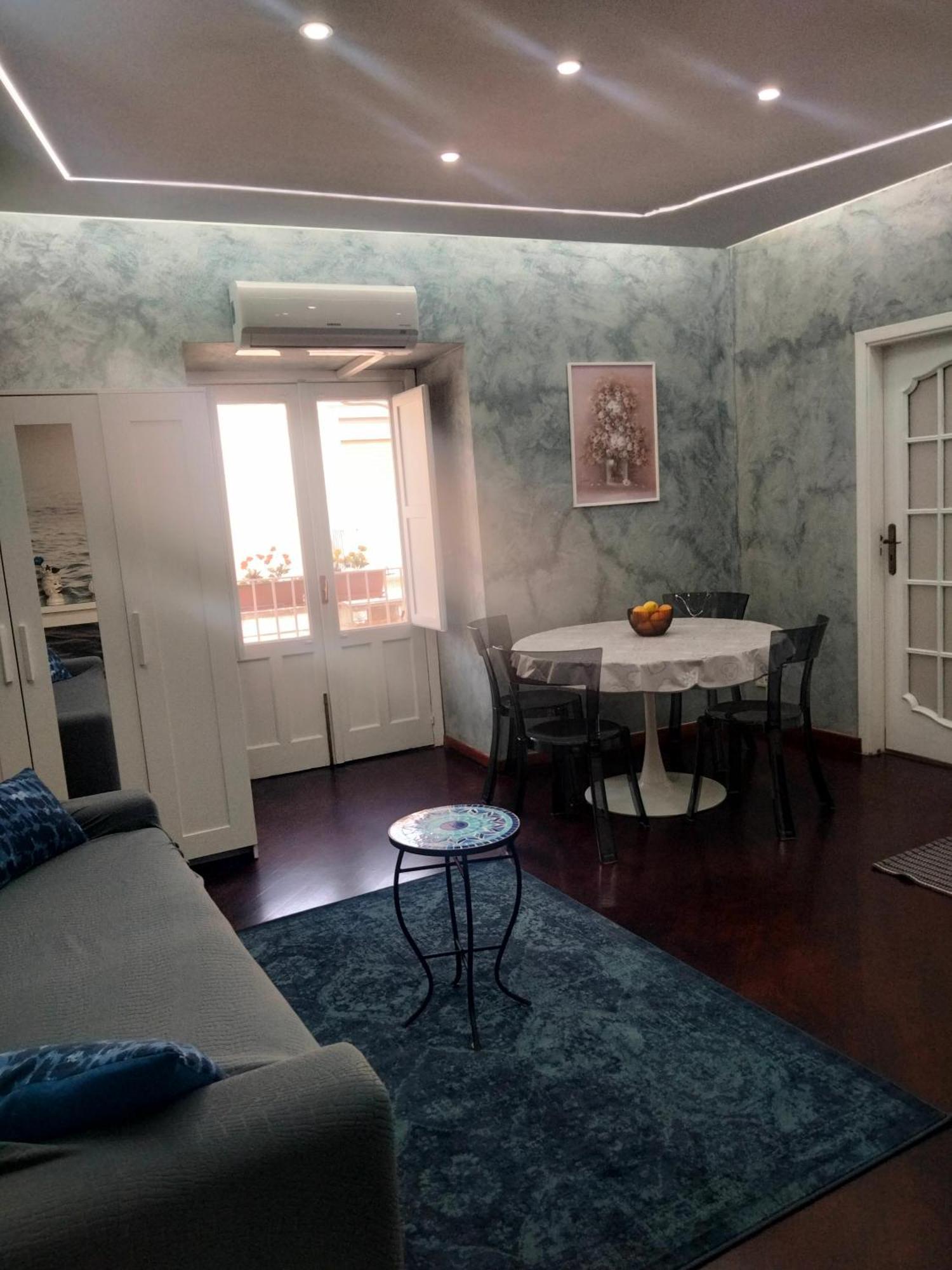 Etna Timeo In Baroque Building Apartment